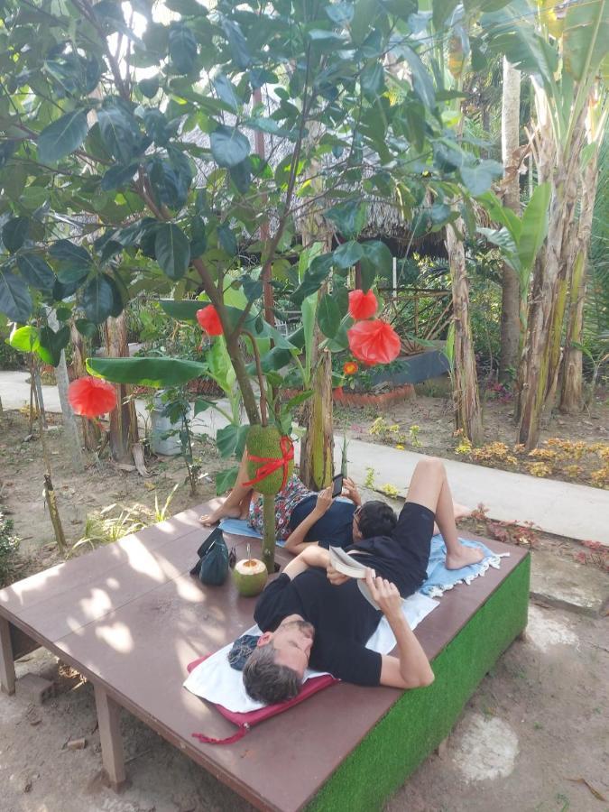 Homestay Nam Ham Luong Ben Tre Buitenkant foto